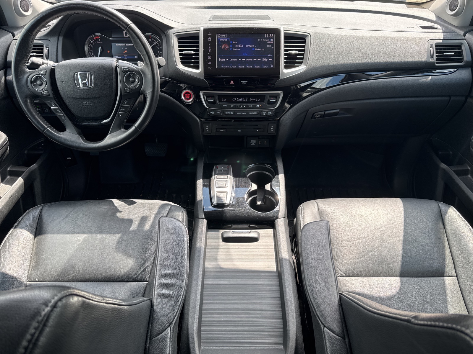 2018 Honda Pilot Touring photo 2