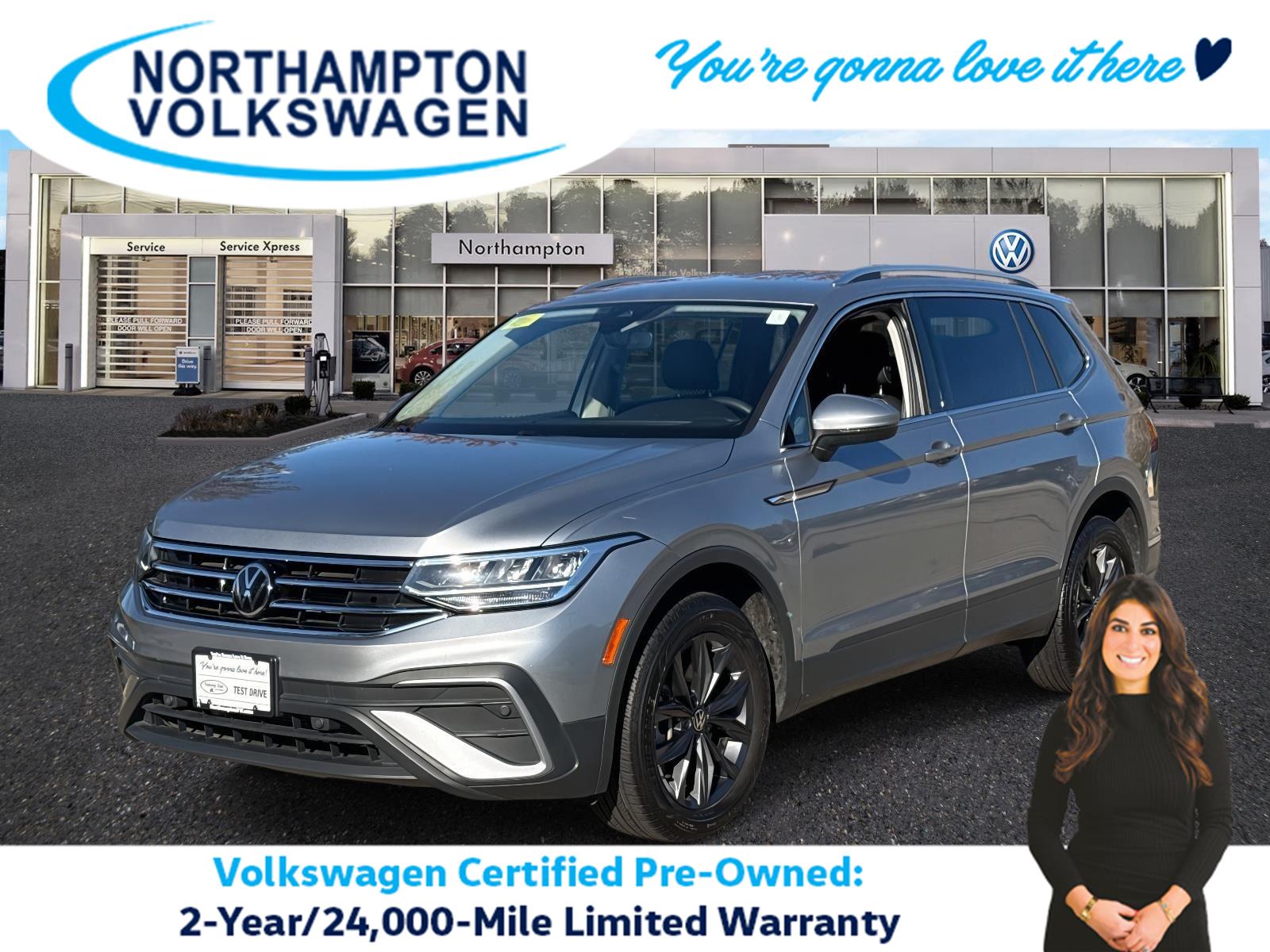 2022 Volkswagen Tiguan SE's photo