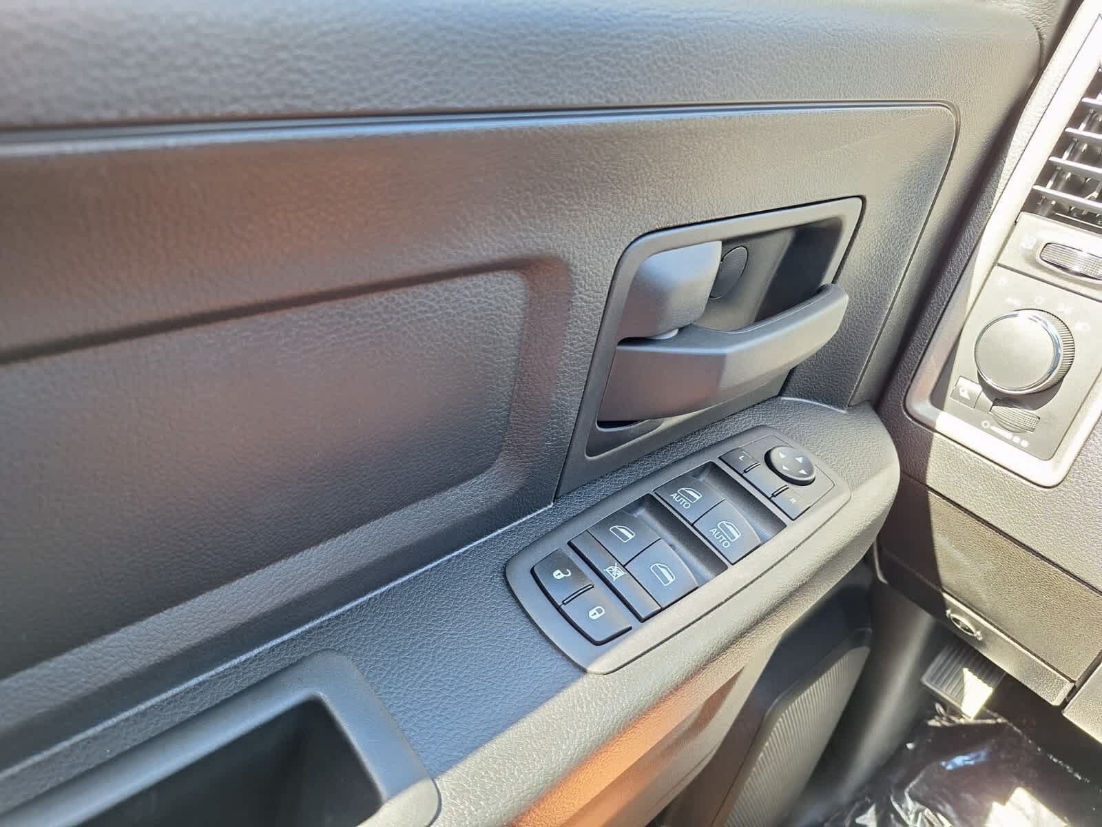 2024 Ram 1500 Classic Tradesman photo 21