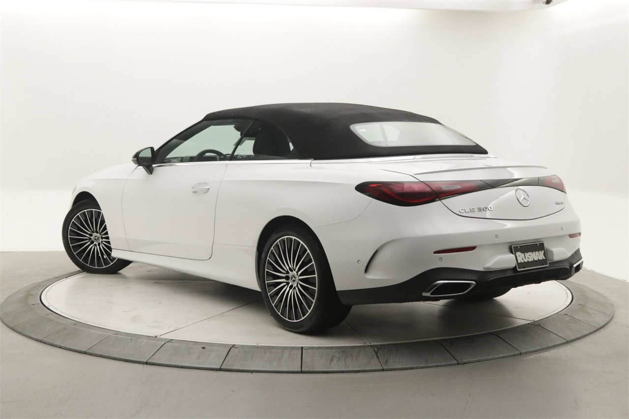 2026 Mercedes Benz CLE 300 4MATIC Cabriolet photo 2