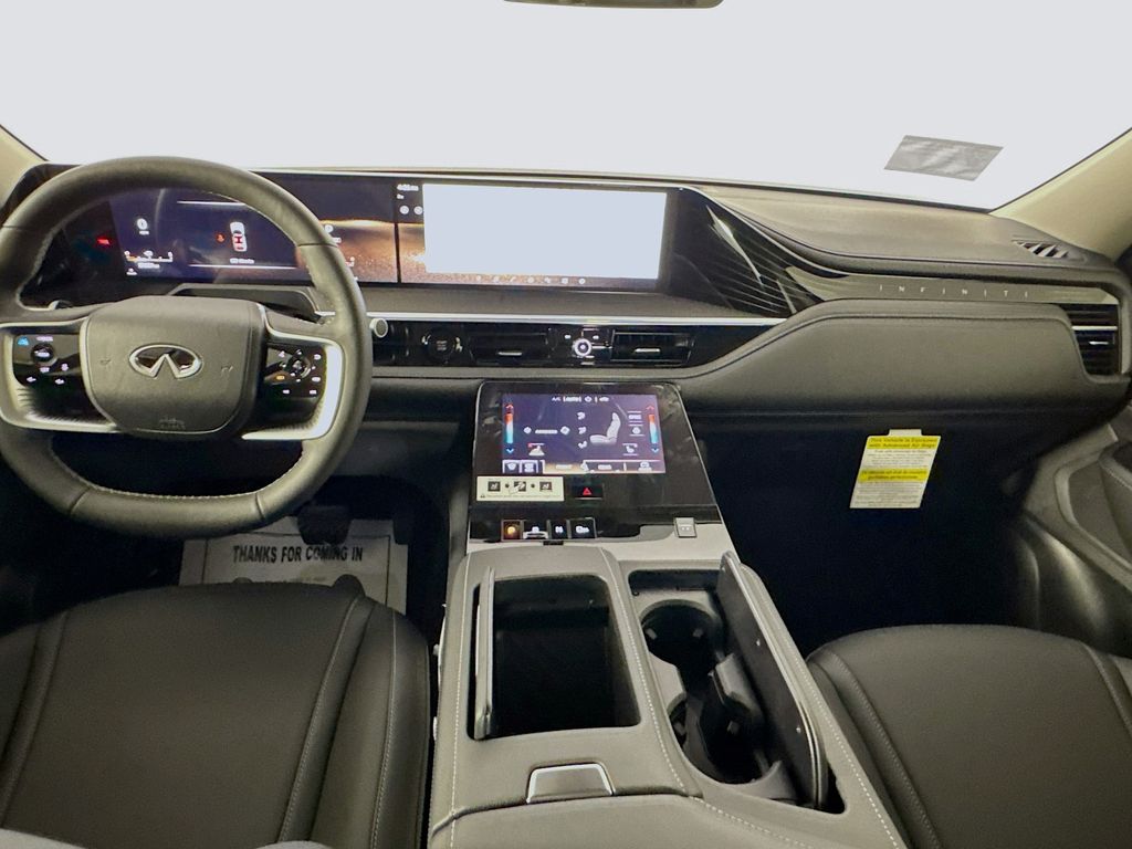 2025 Infiniti QX80 Pure photo 18