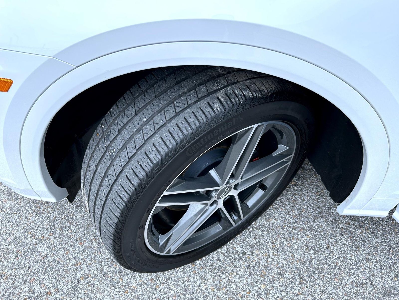 2020 Audi SQ5 Premium Plus photo 21