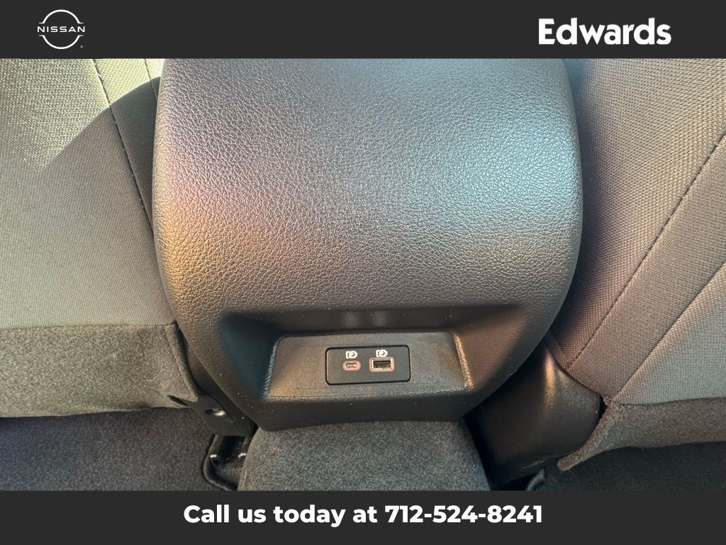2023 Nissan Altima 2.5 SV photo 11