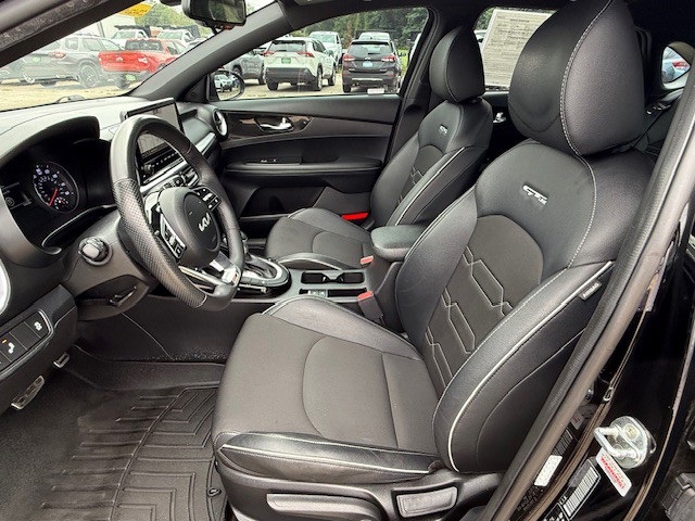 2023 Kia Forte GT-Line photo 14