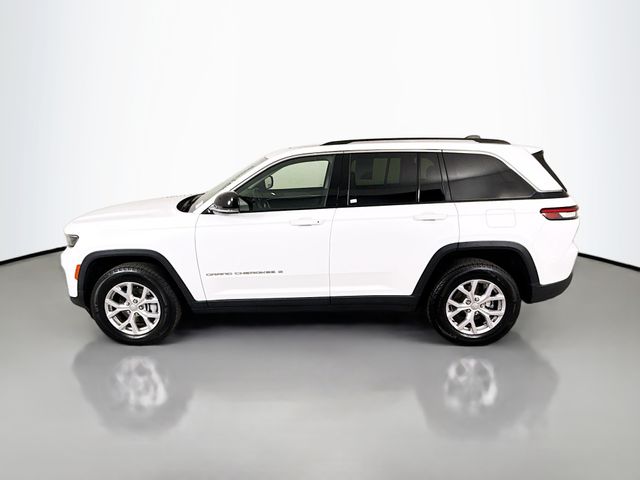 2022 Jeep Grand Cherokee Limited photo 3