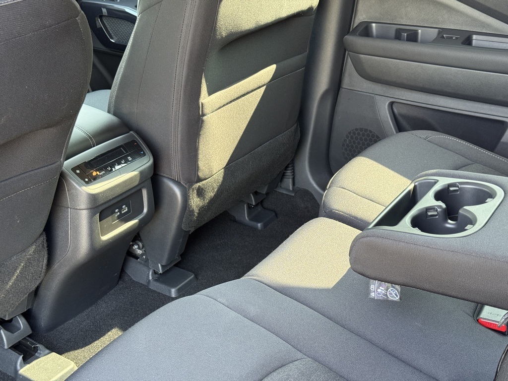 2025 Nissan Pathfinder SV photo 23