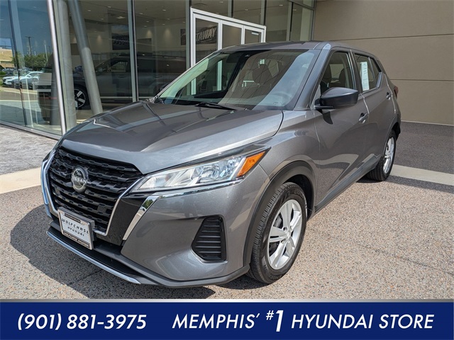 Used 2023 Gray Nissan S image 1