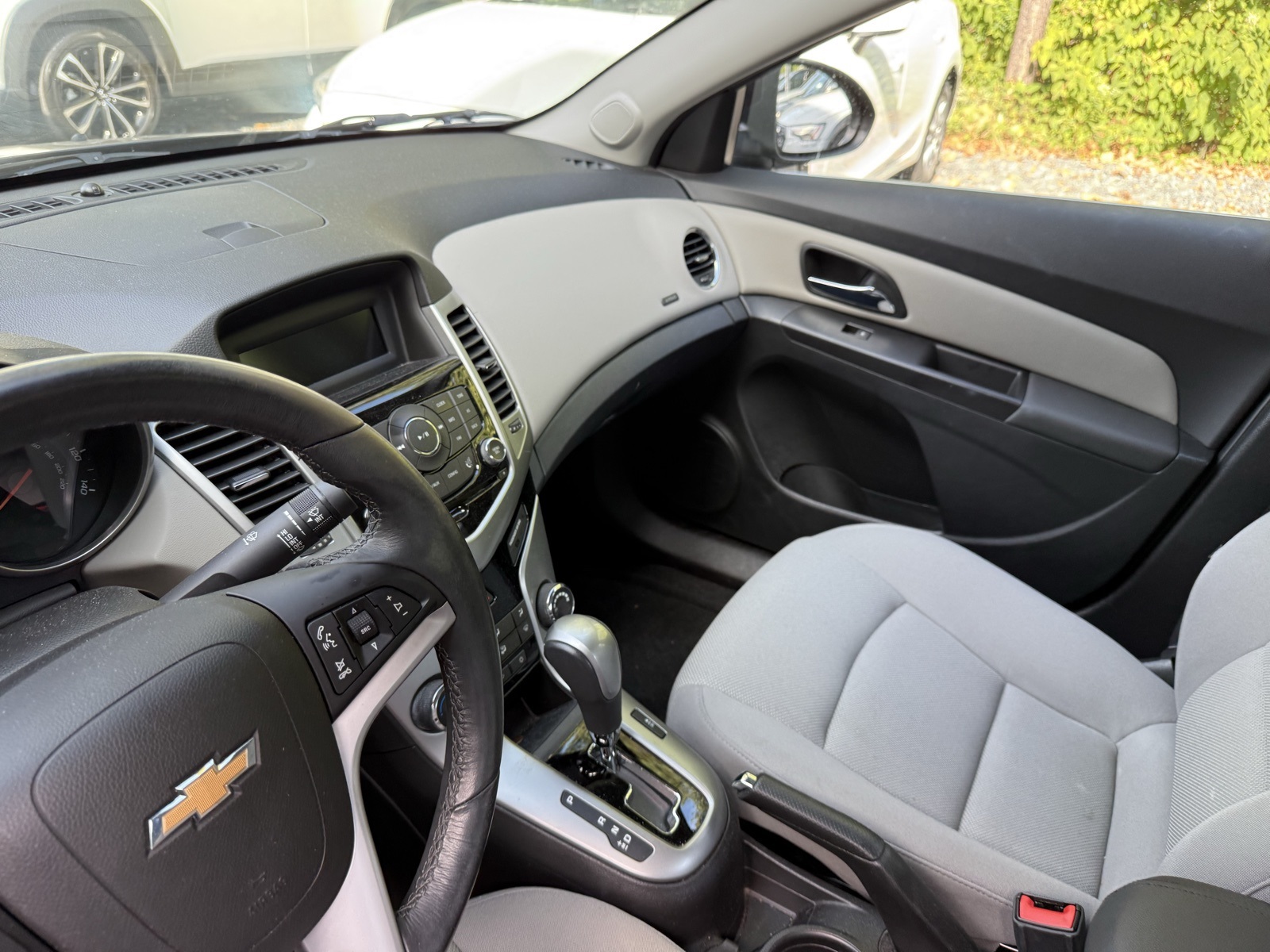 2014 Chevrolet Cruze photo 21