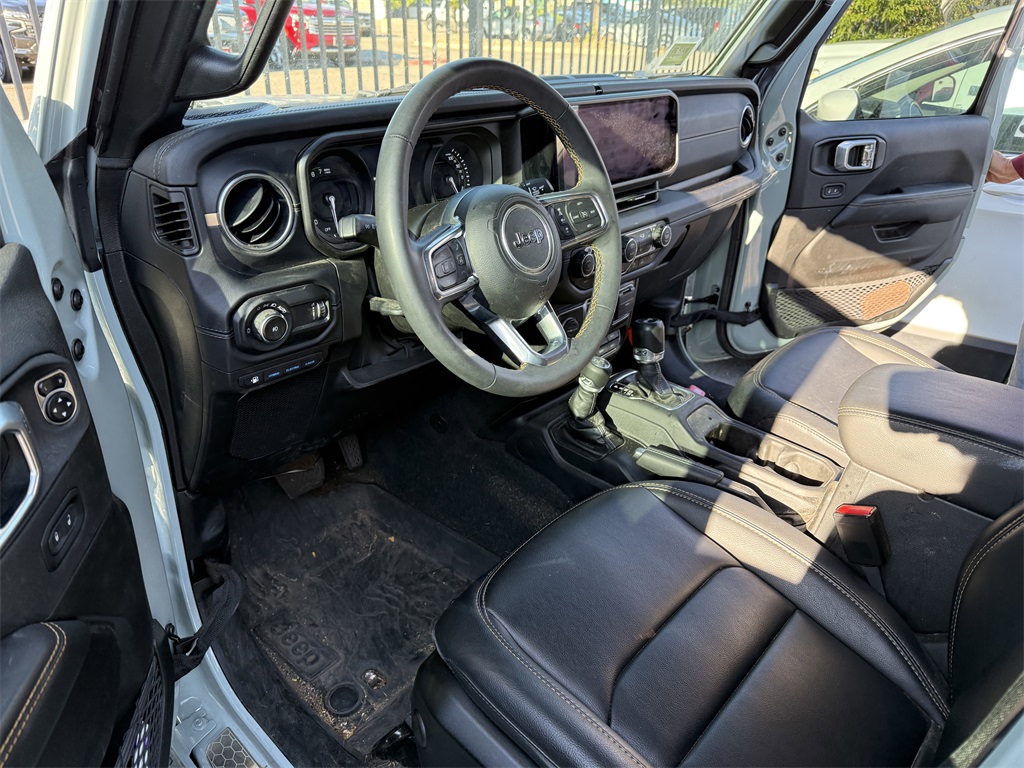 2024 Jeep Wrangler Sahara 4xe photo 2
