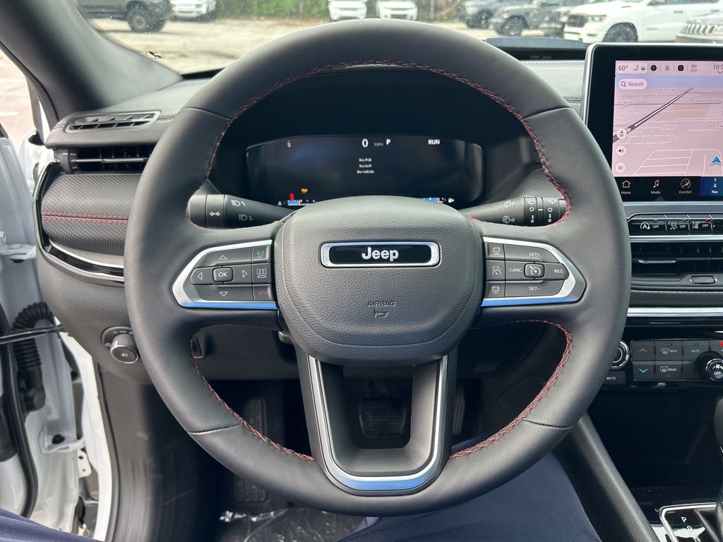 2025 Jeep Compass Trailhawk photo 15