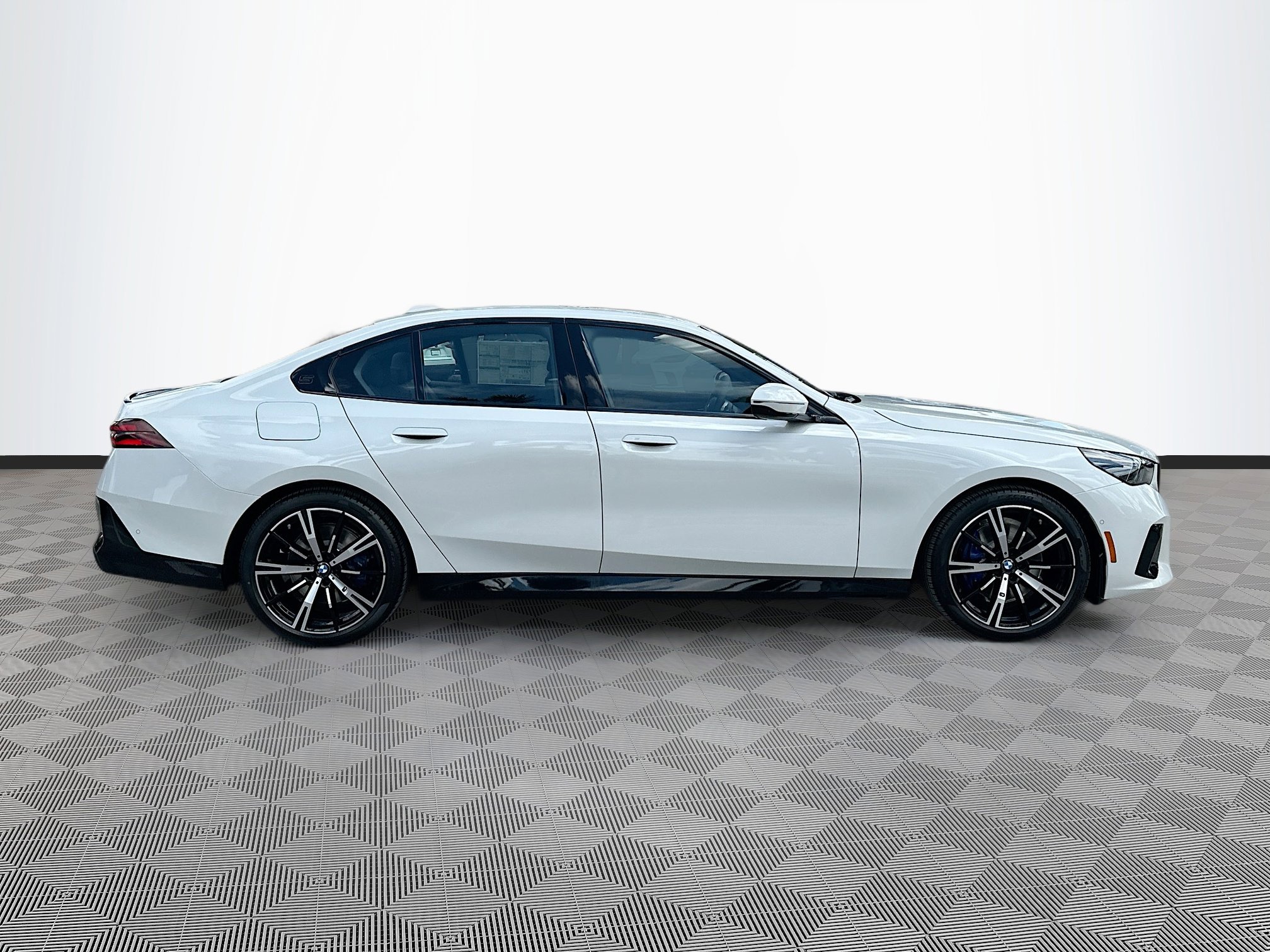 2026 Bmw 530i photo 8