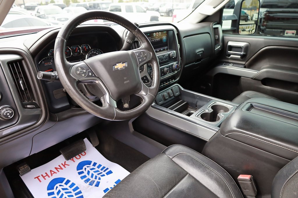 2015 Chevrolet Silverado 3500HD photo 12