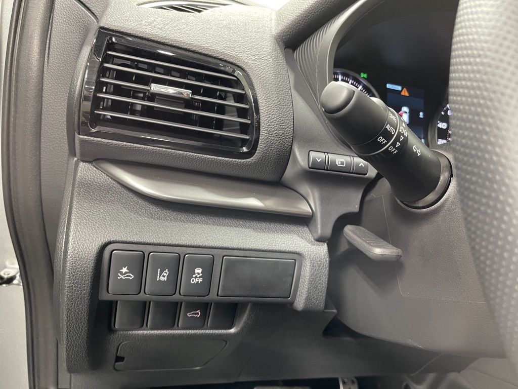 2025 Mitsubishi Eclipse Cross SEL photo 7