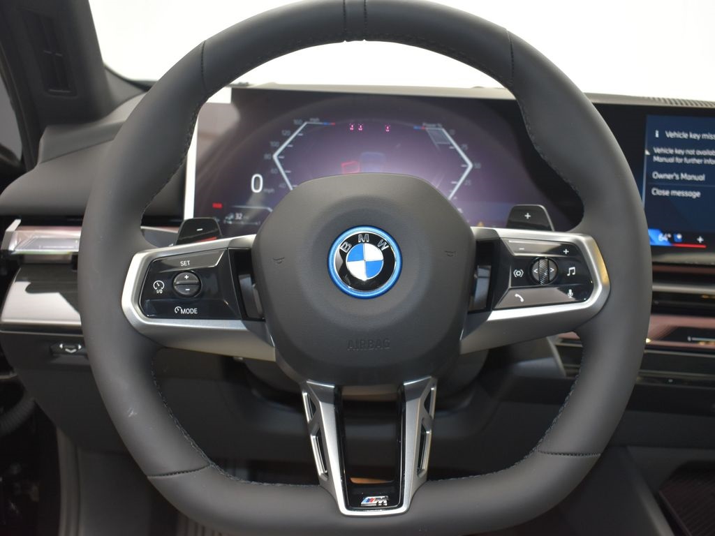 2026 Bmw 550e xDrive photo 26