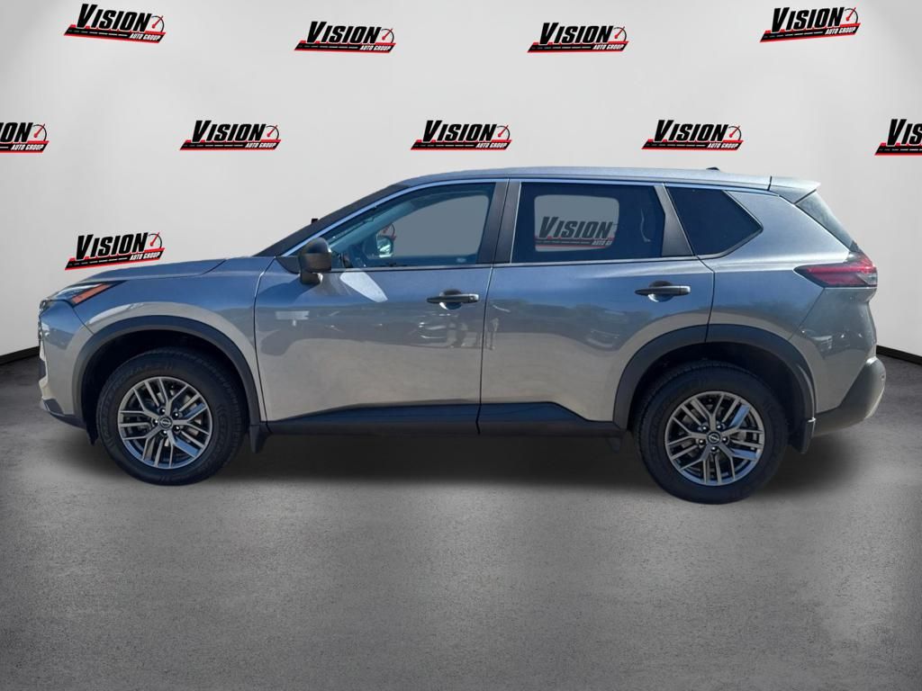 2023 Nissan Rogue S photo 2