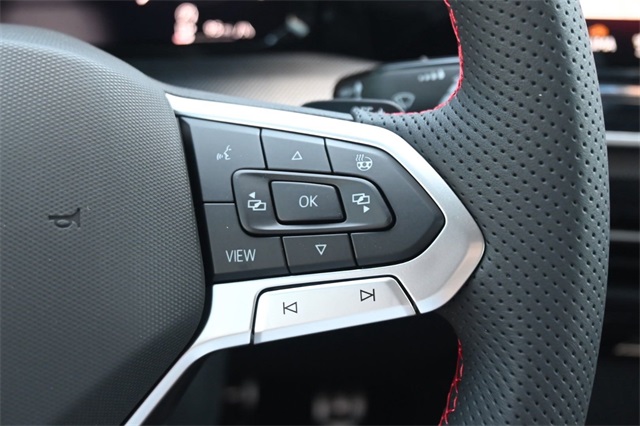 2025 Volkswagen Golf GTI Autobahn photo 11