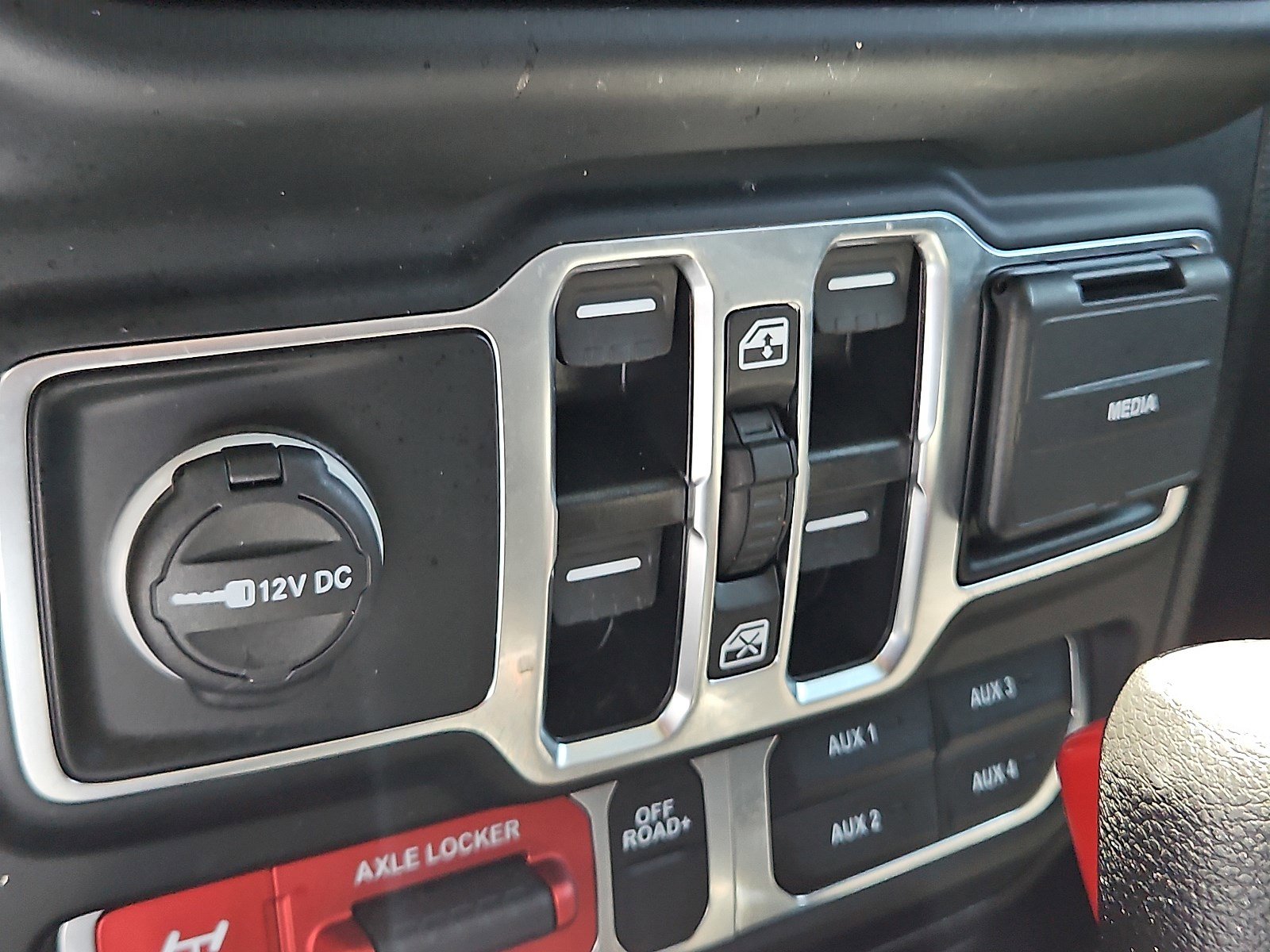 2023 Jeep Gladiator Mojave photo 34