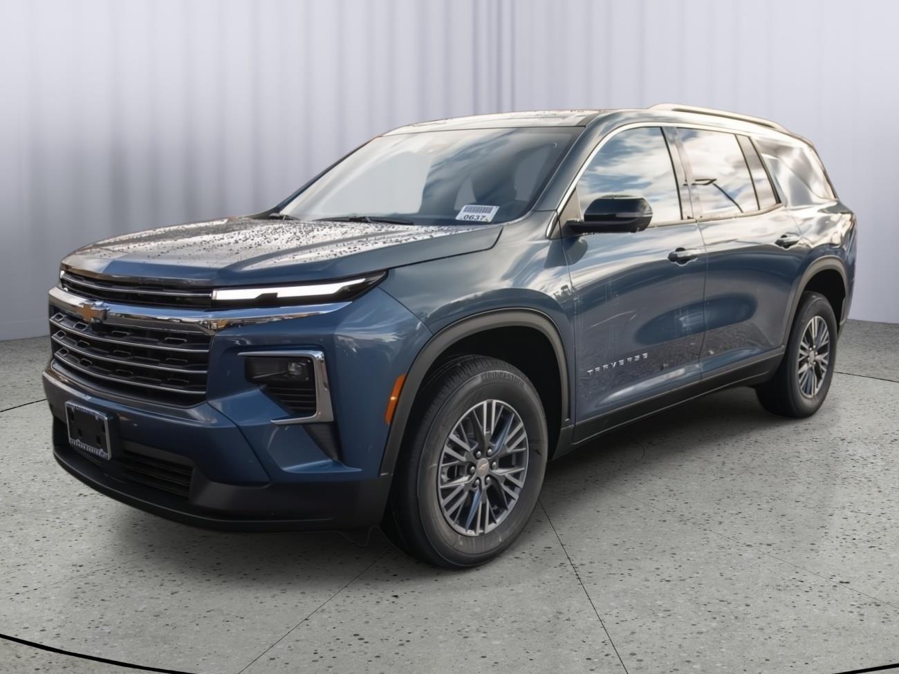 2026 Chevrolet Traverse photo 3