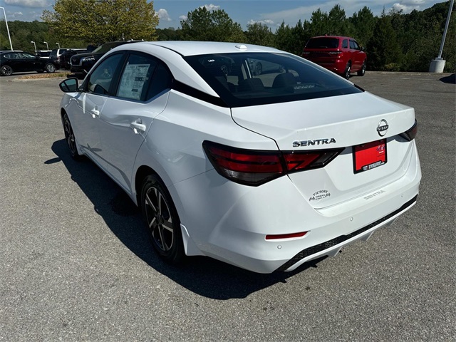 2025 Nissan Sentra SV photo 6