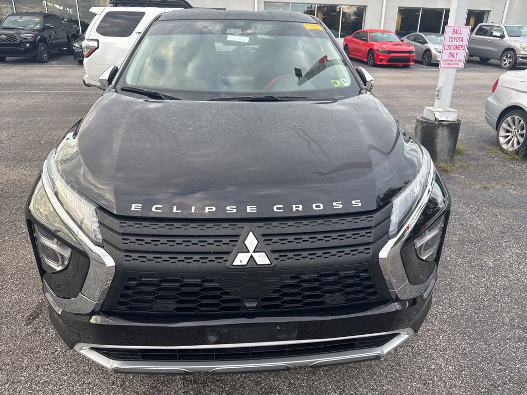 2022 Mitsubishi Eclipse Cross SE photo 2