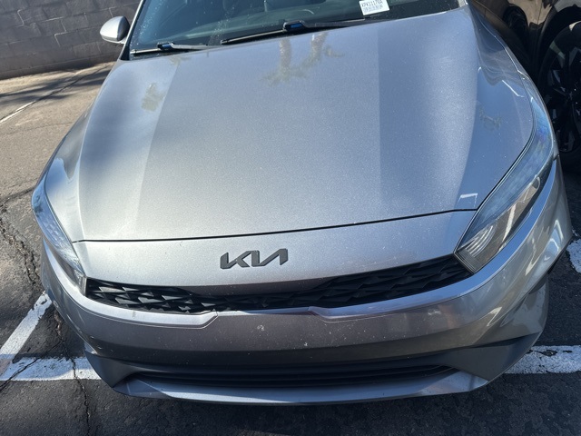 2022 Kia Forte LXS photo 2