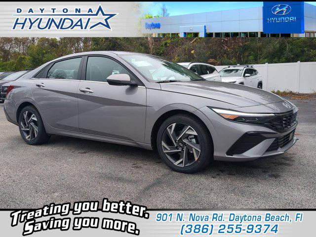 2025 Hyundai Elantra Limited's photo