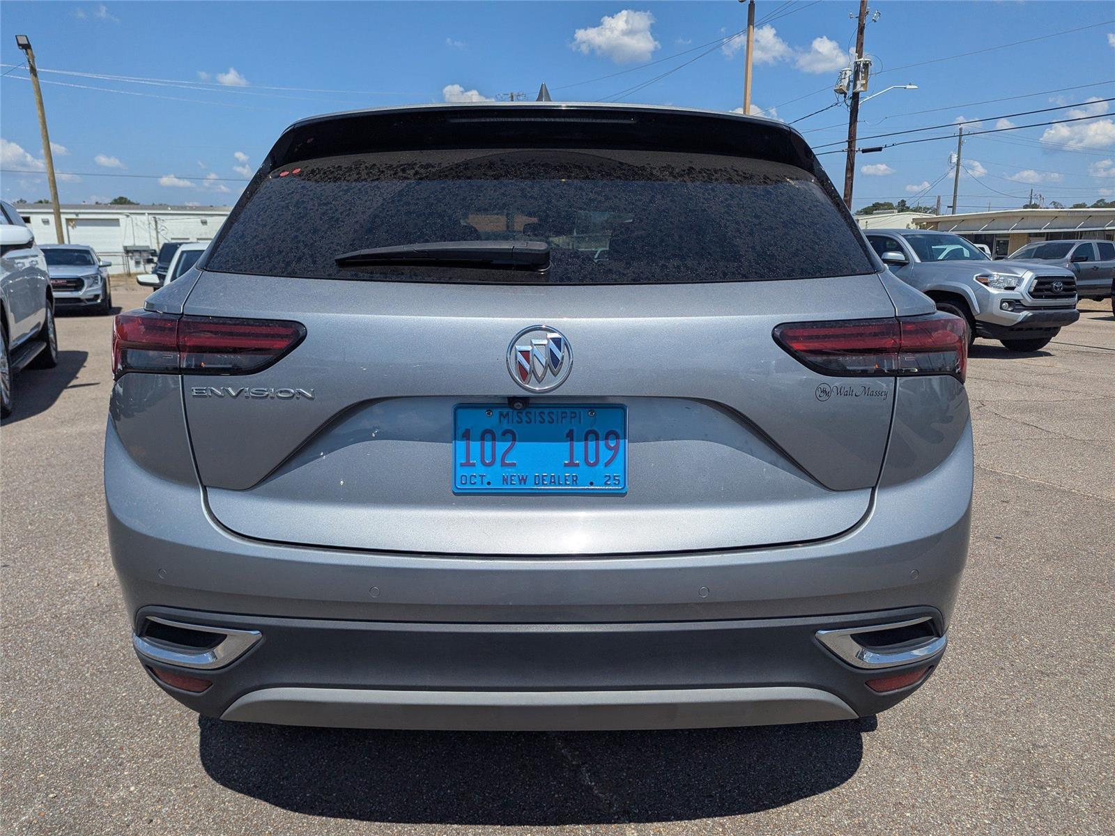 2023 Buick Envision Essence photo 4