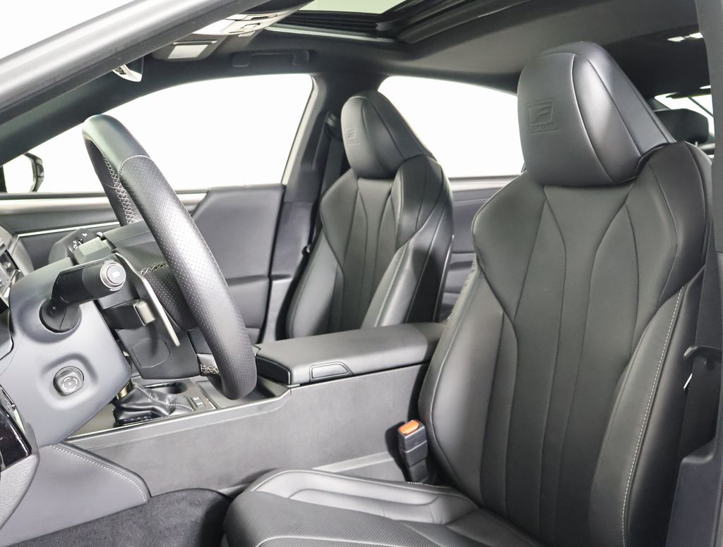 2024 Lexus ES 300h F SPORT Handling photo 7