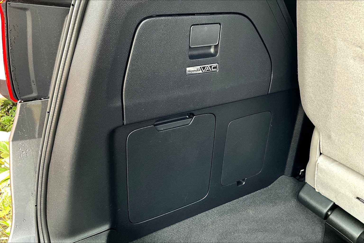 2019 Honda Odyssey Touring photo 32