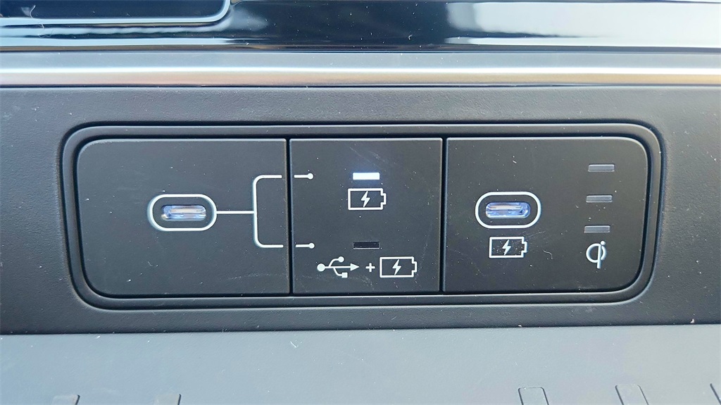 2025 Hyundai Santa Fe SEL photo 15