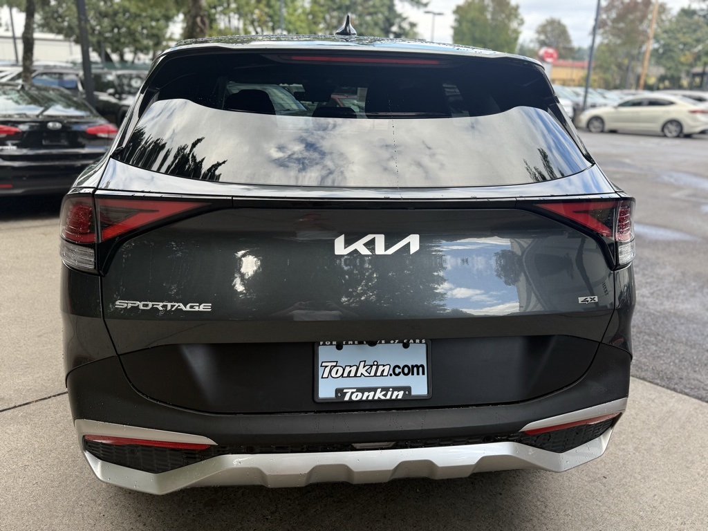 2024 Kia Sportage LX photo 8