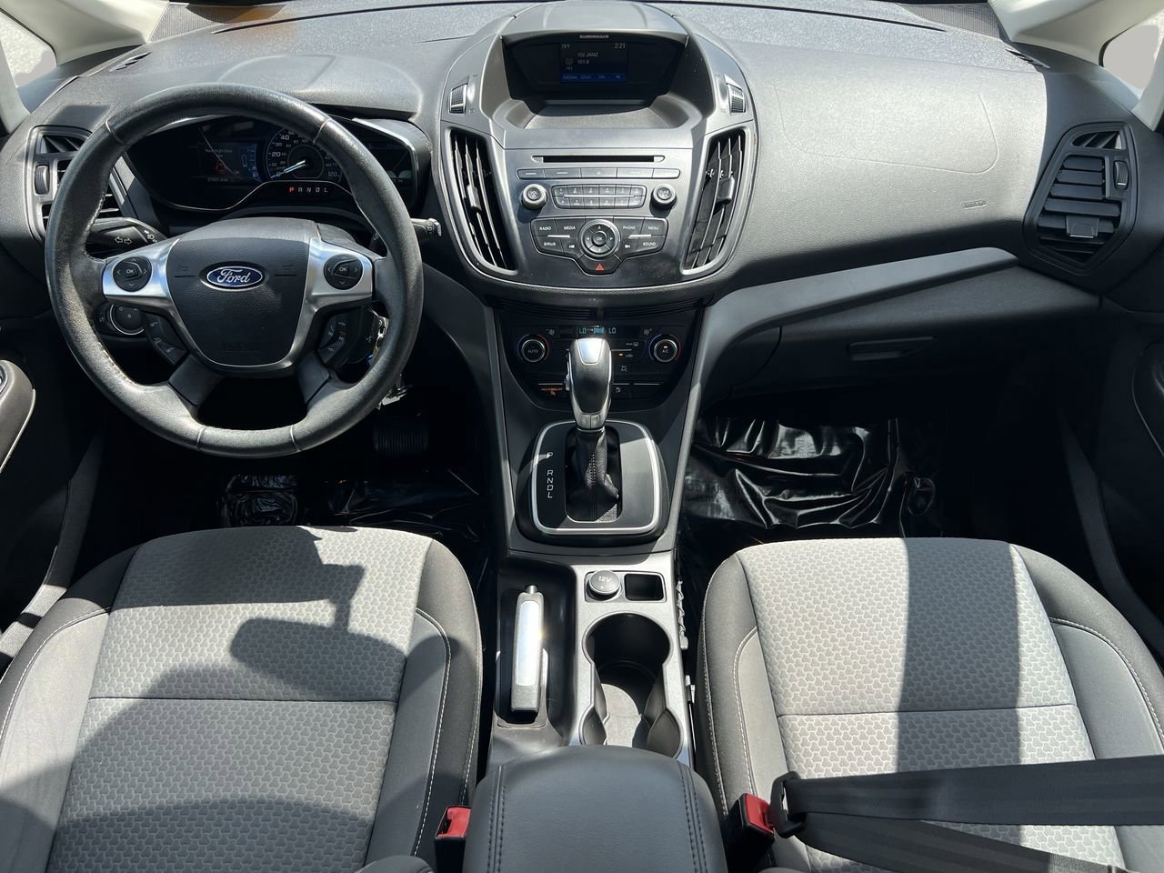 2017 Ford C-Max Hybrid SE photo 10
