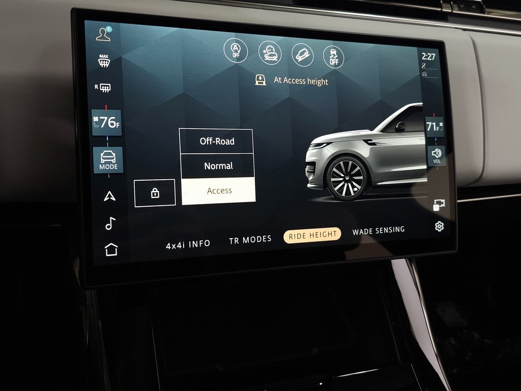 2025 LAND ROVER RANGE ROVER SPORT - Image 25
