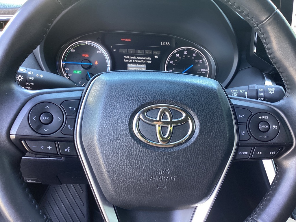 2023 Toyota Venza LE photo 14