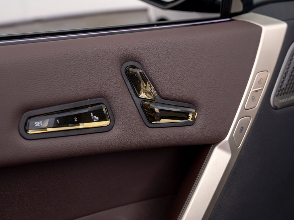 2023 Bmw iX xDrive M60 photo 14