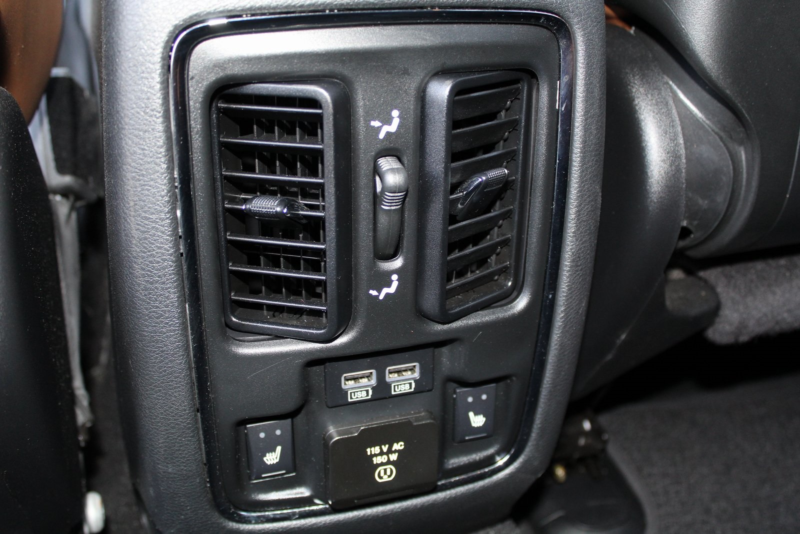 2019 Jeep Grand Cherokee Summit photo 29