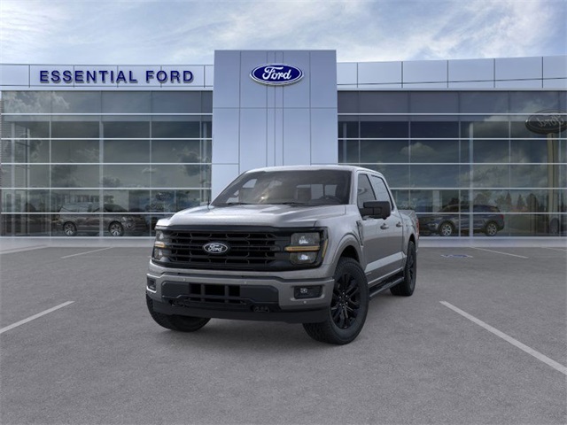 2025 Ford F-150 XLT photo 2