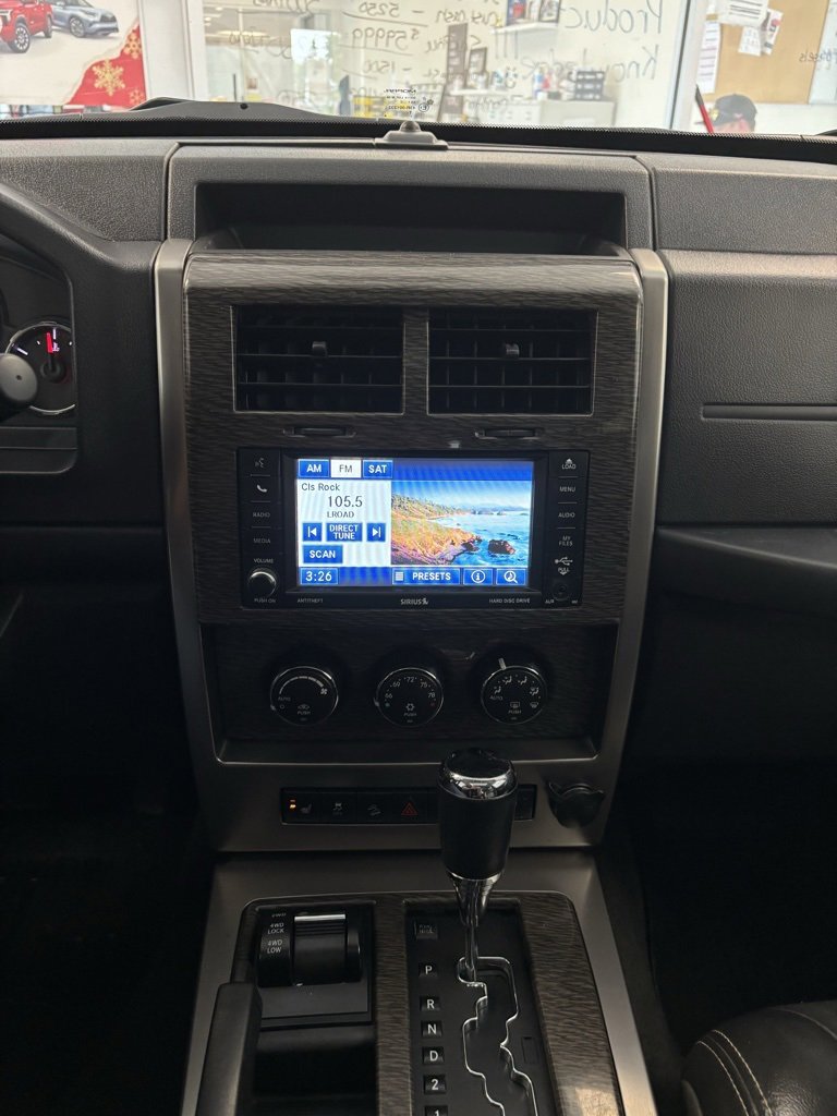 2012 Jeep Liberty Limited Jet photo 11