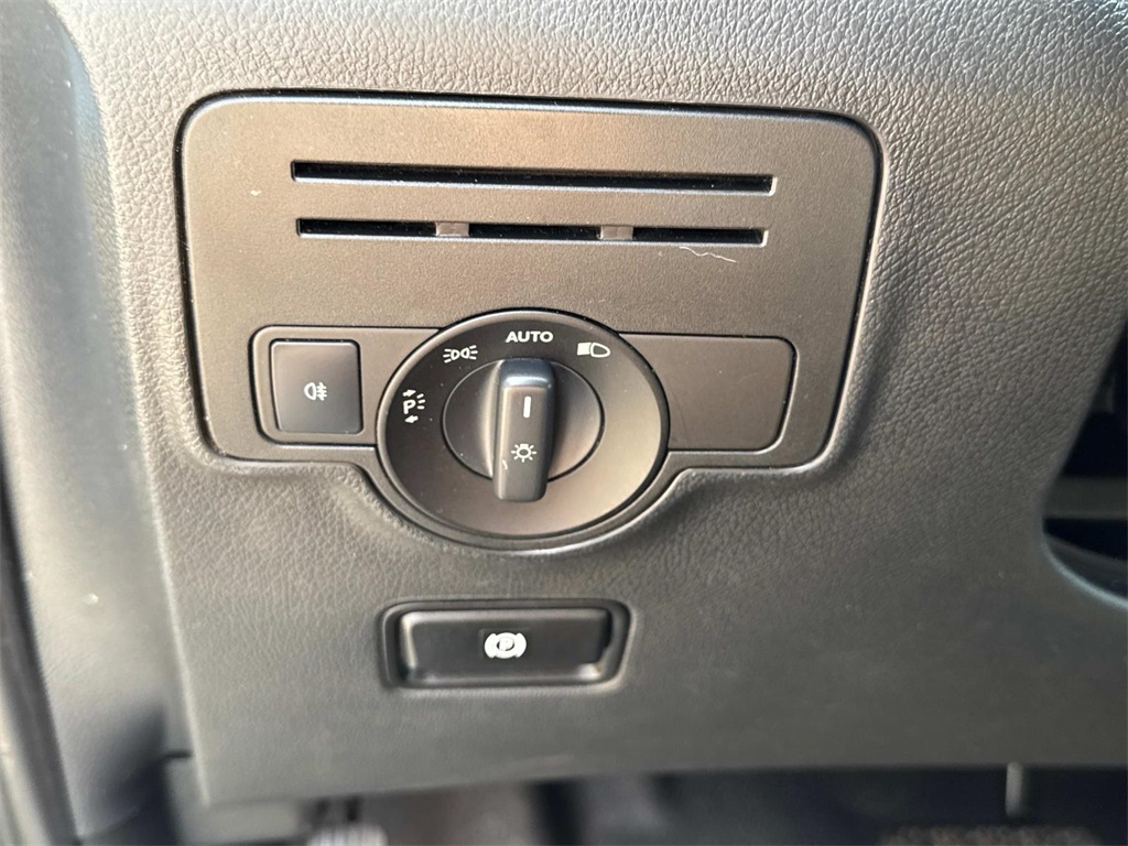 2020 Mercedes Benz Metris Cargo Van photo 21