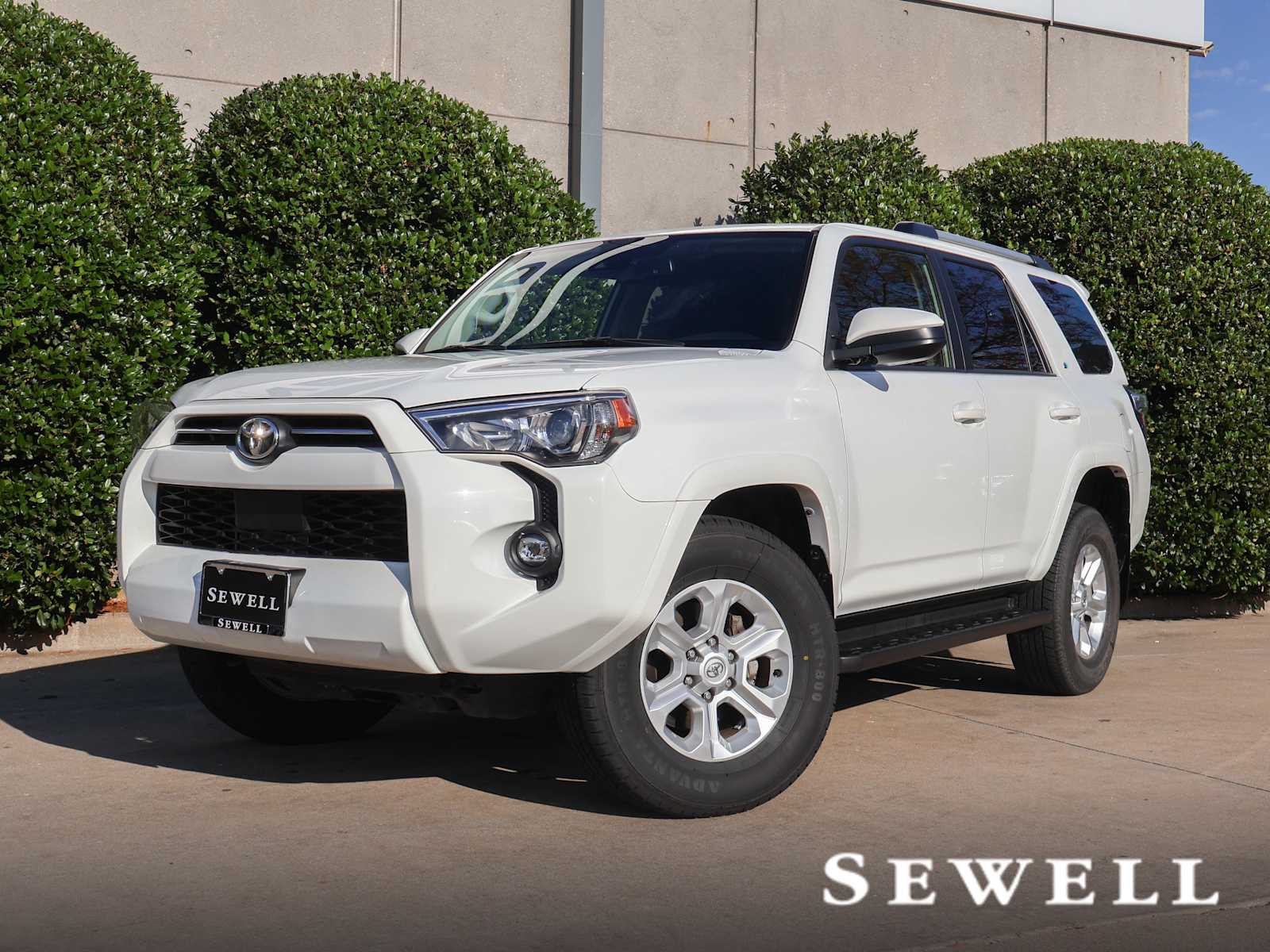 2024 Toyota 4Runner SR5's photo