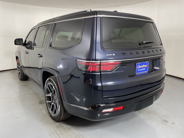 2025 Jeep Wagoneer Series III photo 5