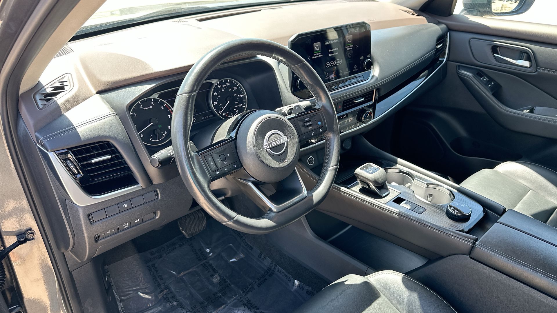2023 Nissan Rogue SL AWD photo 9