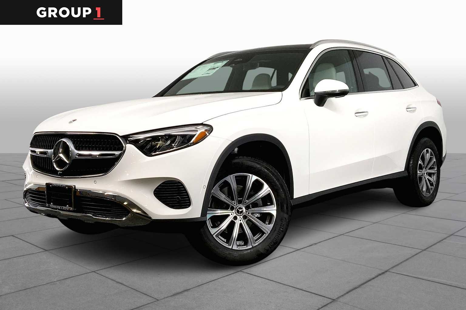 2025 Mercedes-Benz GLC Base's photo