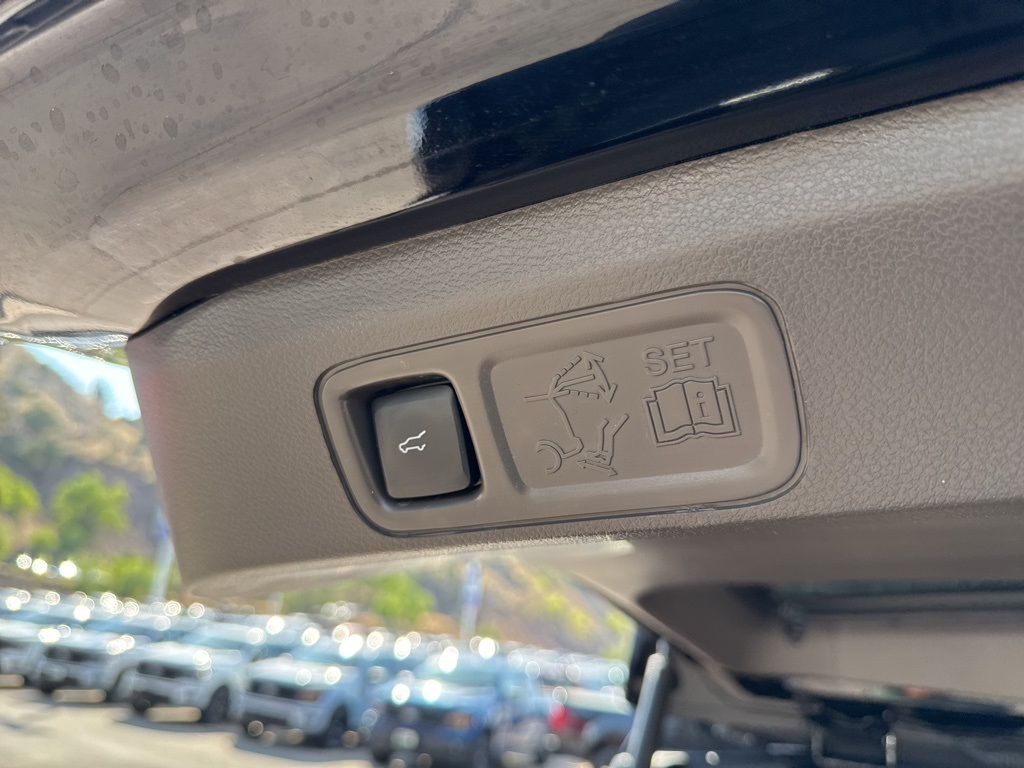 2023 Lincoln Navigator L Reserve photo 13