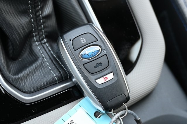 2025 Subaru Forester Premium photo 30