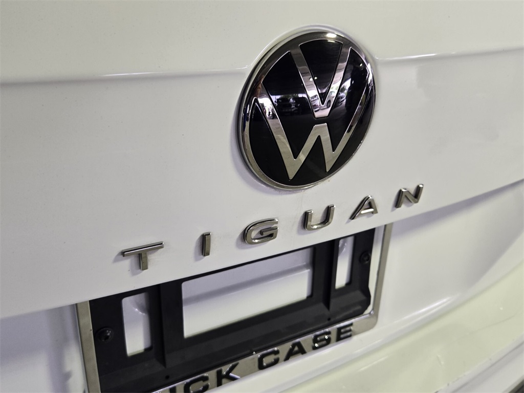 2023 Volkswagen Tiguan S photo 14