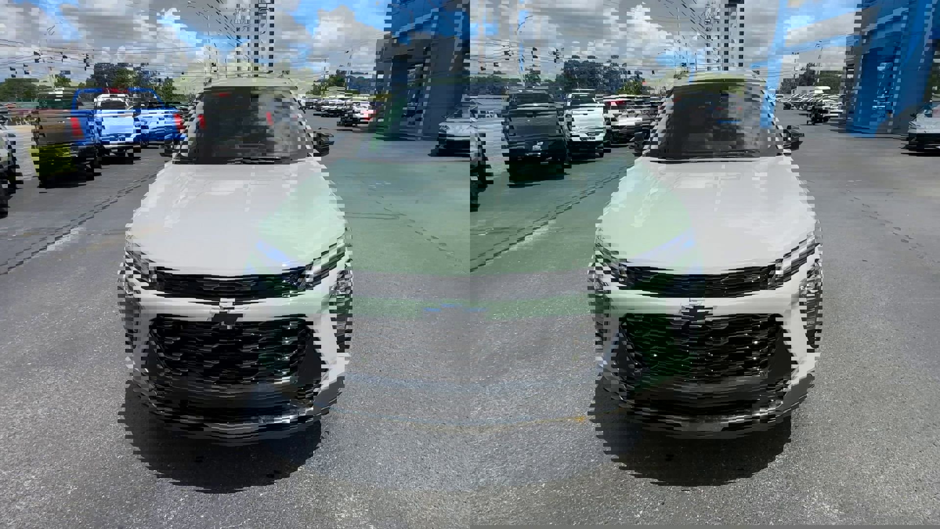 2025 Chevrolet Trax ACTIV photo 3