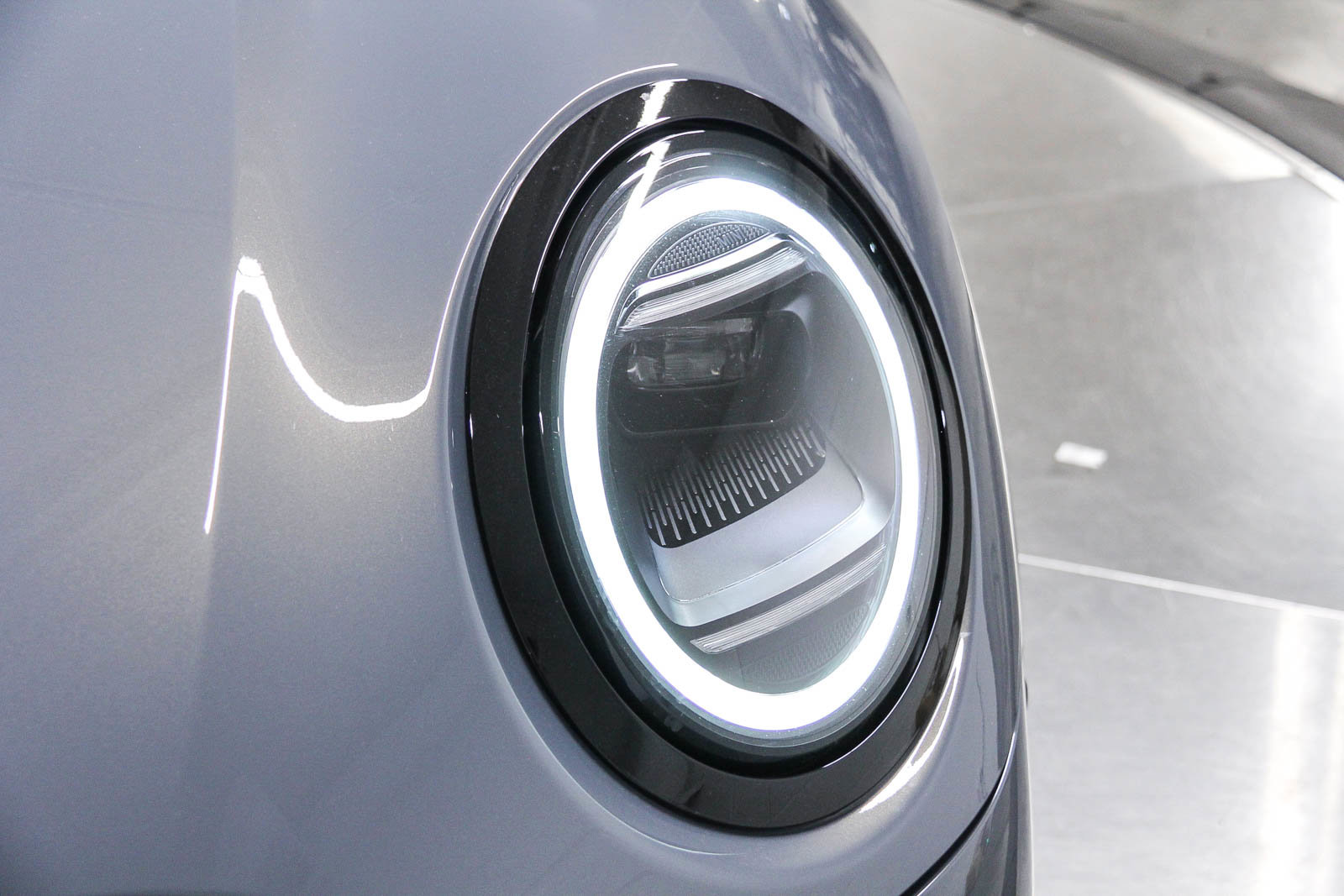 2026 Mini Cooper Convertible Iconic photo 15