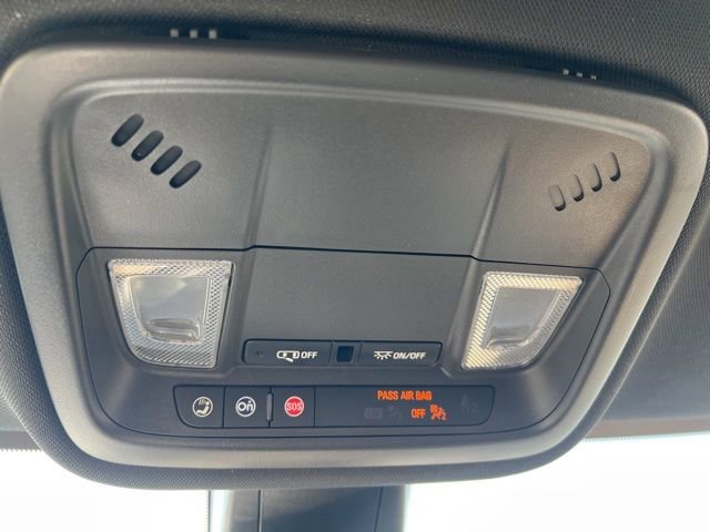 2022 Chevrolet Traverse LS photo 21