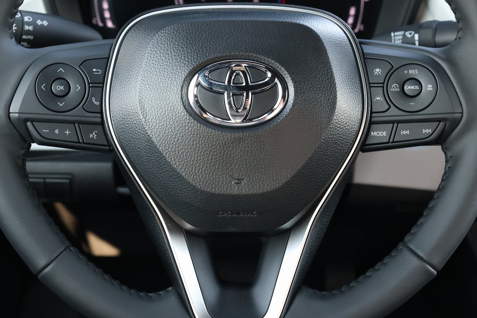 2026 Toyota Corolla SE photo 14